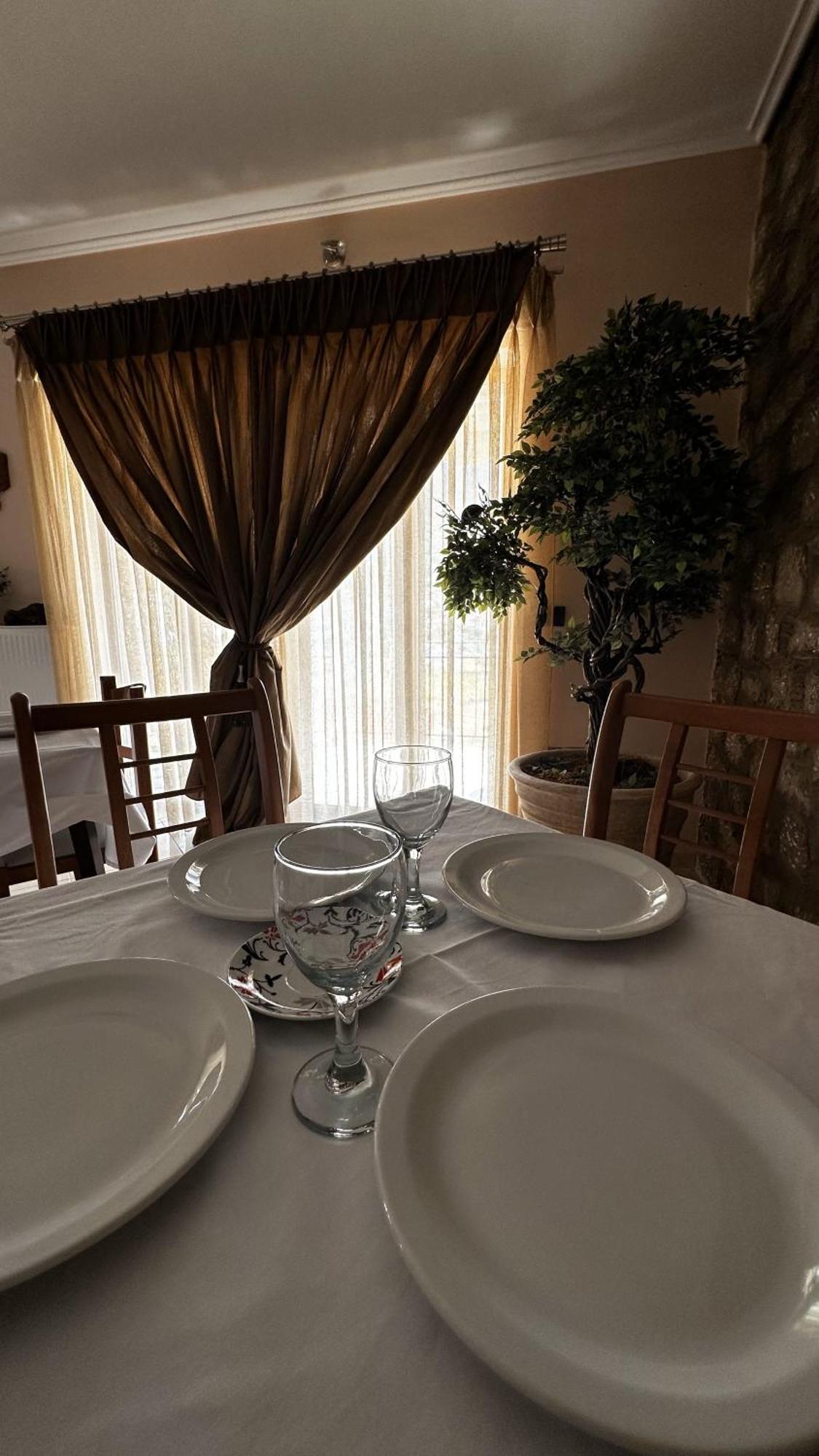 Apartamento Το Πέτρινο Kiriákion Exterior foto