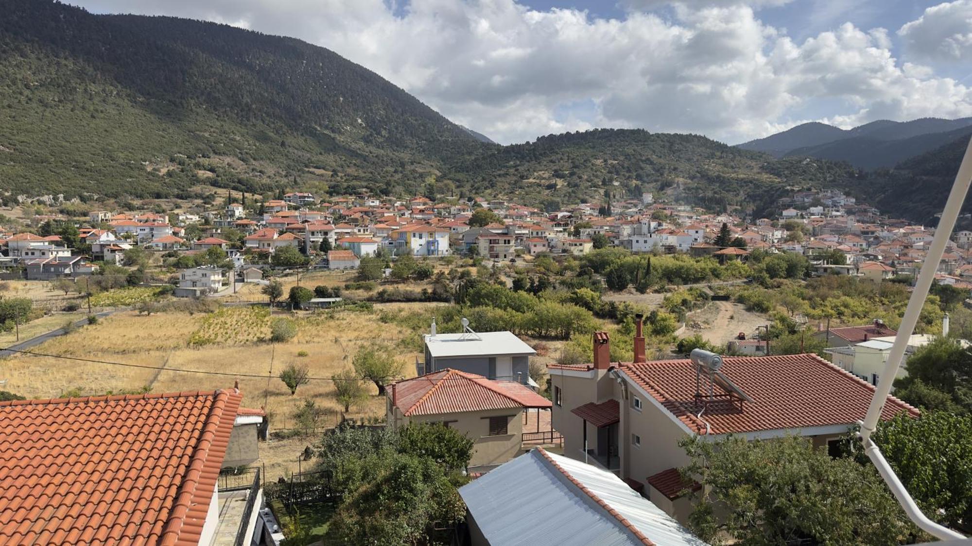 Apartamento Το Πέτρινο Kiriákion Exterior foto